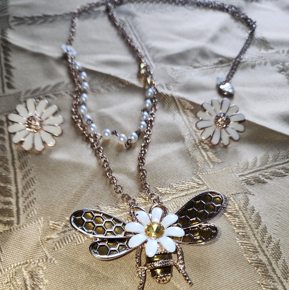 Betsy Johnson Bee 🐝 Set